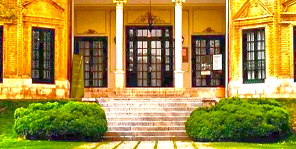 کاخ نیاوران